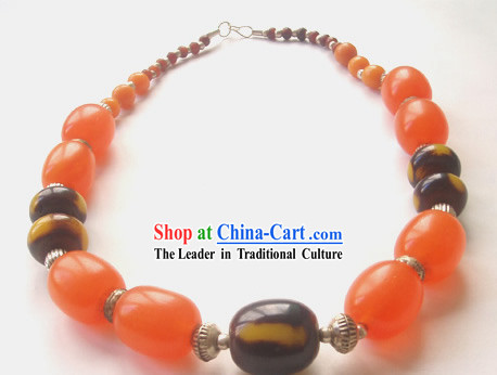 Stunning Tibet Natural Beeswax and Silver Necklace