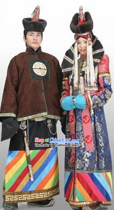 Traditional Chinese Minority Wedding Dress and Hat for Bride and Bridegroom