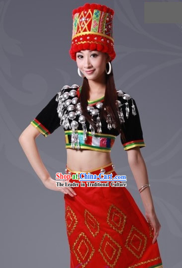 China Yugu Minority Clothing and Hat Complete Set