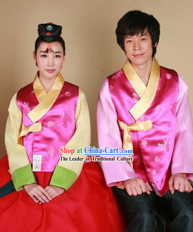 Traditional Korean Wedding Dress for Bride and Bridegroom