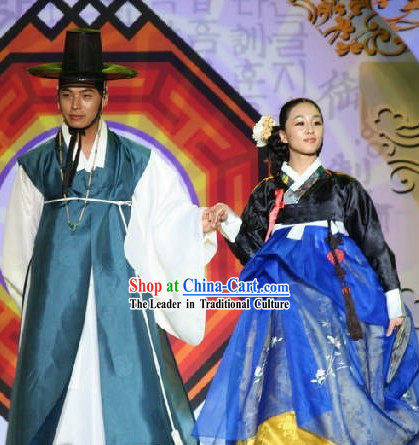 Korean Stage Performer's Costumes 2 Sets for Men and Women