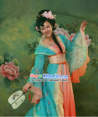 Chinese Classical Wedding Dress with Long Tail
