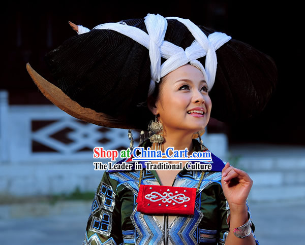 Chinese Miao Minority Clothing Complete Set