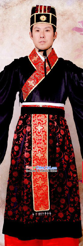 Western Zhou Dynasty Ancient Chinese Red Wedding Ceremonial Clothing for Bridegroom