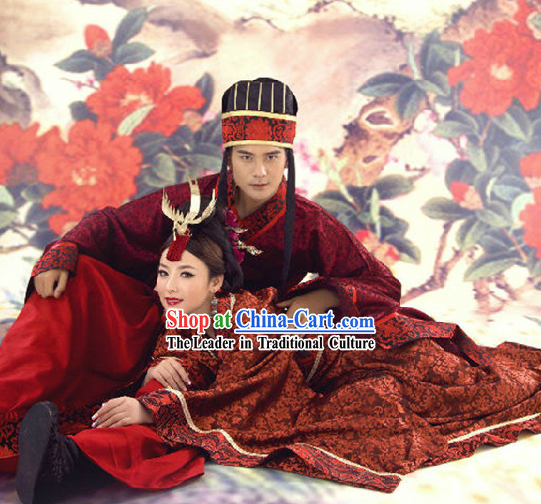 Ancient Chinese Red Royal Wedding Dresses for Brides and Bridegrooms