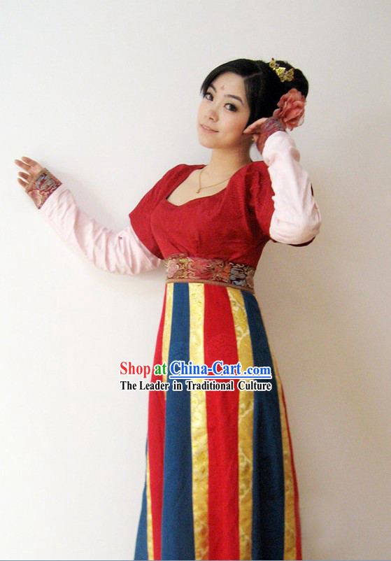 Ancient Chinese Tang Dynasty Costume for Women