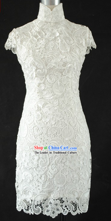Chinese Cheongsam Style Wedding Dress and Veil for Brides
