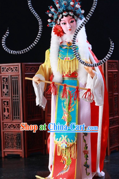 Handmade Traditional China Beijing Silk Figurine - Wang Zhaojun