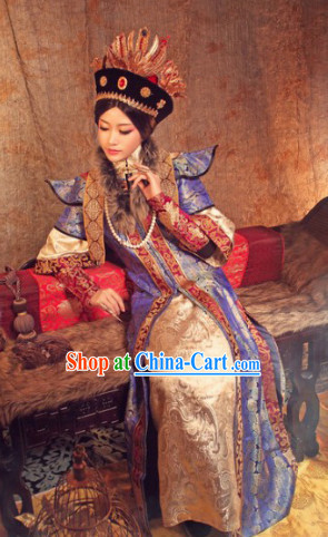 Qing Dynasty Empress Clothes and Hat Complete Set