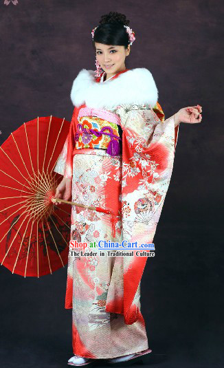 Traditional Japanese Formal Female Kimono 16 Pieces Set  Japanese outfits, Winter  kimono outfit, Japanese dress