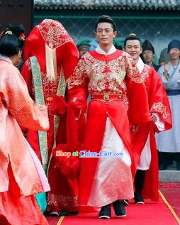Traditional Chinese Red Wedding Dress for Bridegroom