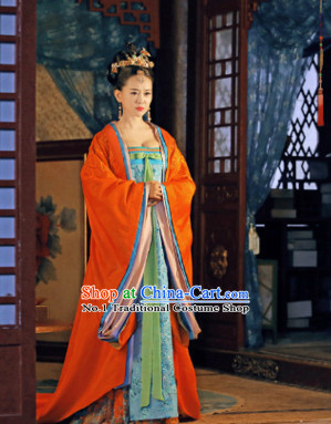 Ancient China Tang Dynasty Princess Costumes and Hair Accessories