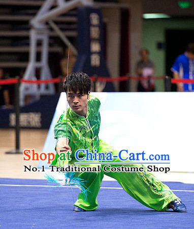 Top Green Embridered Martial Arts Uniform Supplies Kung Fu Swords Broadswords Championship Competition Clothing for Men