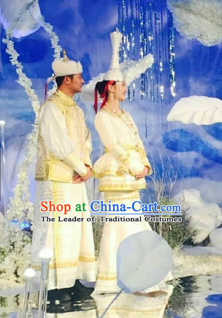 Mongolian Traditional Wedding Dresses and Hats for Men and Women