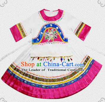Traditional Chinese Miao Nationality Dancing Costume, Hmong Children Folk Dance Ethnic Pleated Skirt, Chinese Minority Tujia Nationality Embroidery Costume for Kids