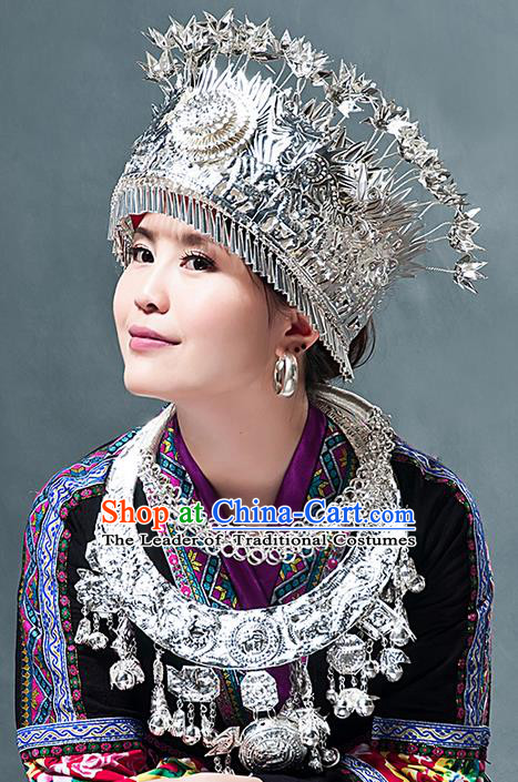 Traditional Chinese Miao Nationality Necklace, Hmong Folk Wedding Phoenix Silver Headwear, Chinese Minority Nationality Crown Jewelry Accessories Set for Women