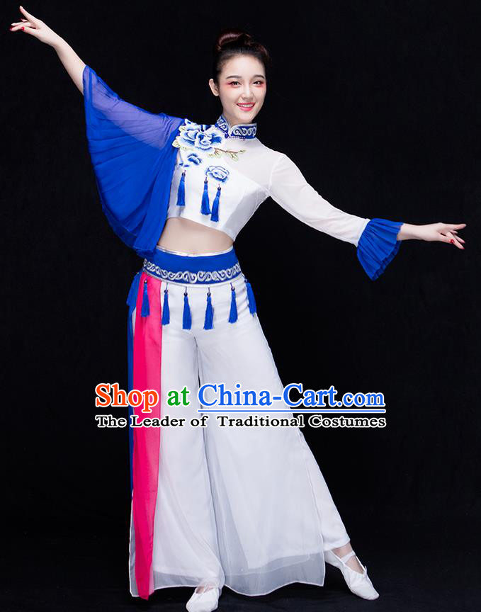 Traditional Chinese Yangge Fan Dancing Costume