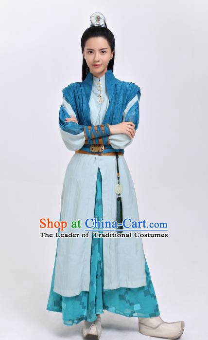 Traditional Chinese Song Dynasty Swordswoman Embroidered Costume, Asian China Ancient Heroine Clothing for Women