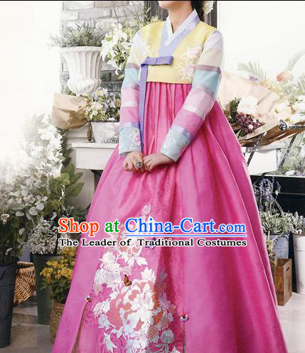 Traditional Korean Costumes Bride Formal Attire Ceremonial Yellow Blouse and Rosy Dress, Korea Hanbok Court Embroidered Clothing for Women