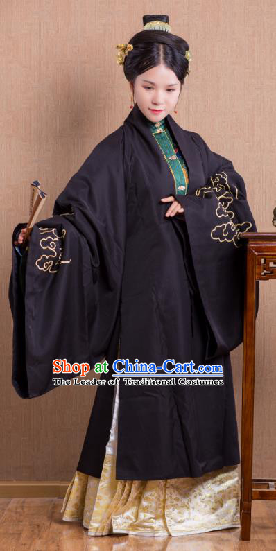 Asian China Ming Dynasty Princess Costume Wide Sleeve Cardigan, Traditional Ancient Chinese Palace Lady Embroidered Hanfu Black Cape Clothing for Women