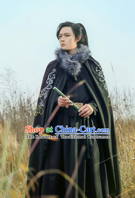 Traditional Chinese Ming Dynasty Swordsman Hanfu Costume Embroidered Cloak for Men