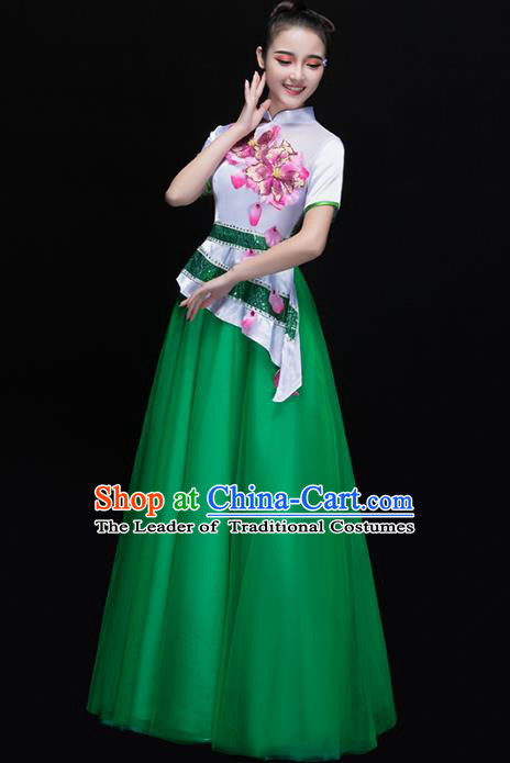 Traditional Chinese Modern Dance Costume, Opening Dance Chorus Singing Group Green Dress for Women