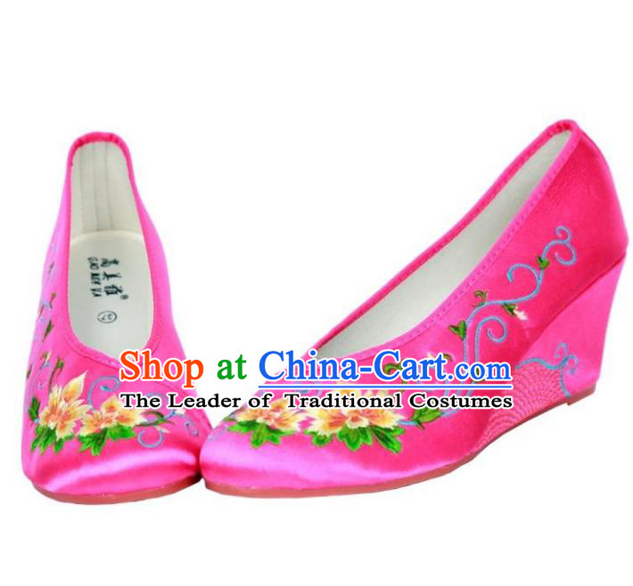 Traditional Chinese National Bride Rosy Satin Embroidered Shoes, China Handmade Embroidery Hanfu Cloth Shoes for Women