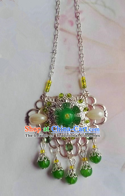 Traditional Handmade Chinese Ancient Classical Accessories Necklace Green Pearl Longevity Lock for Women