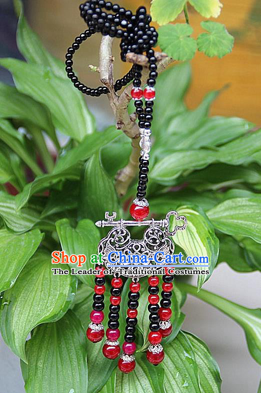 Traditional Chinese Miao Nationality Crafts Jewelry Accessory, Hmong Handmade Miao Silver Beads Tassel Chinese Knot Longevity Lock Pendant, Miao Ethnic Minority Necklace Accessories Sweater Chain Pendant for Women