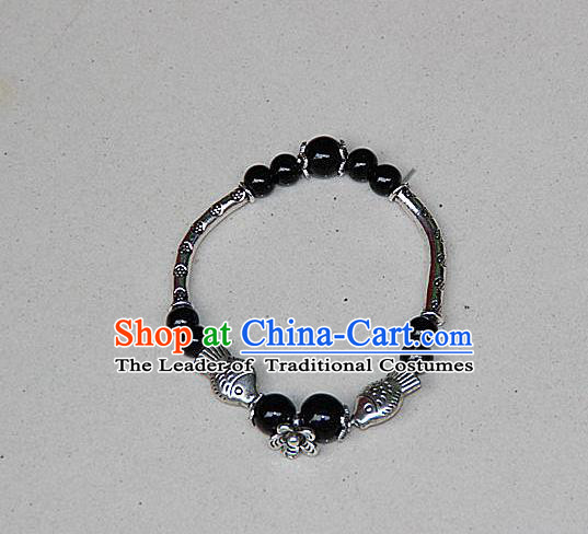 Traditional Chinese Miao Nationality Crafts Jewelry Accessory Bangle, Hmong Handmade Miao Silver Black Beads Bracelet, Miao Ethnic Minority Bracelet Accessories for Women