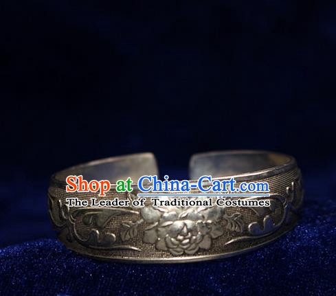 Traditional Chinese Miao Nationality Crafts Jewelry Accessory Bangle, Hmong Handmade Miao Silver Peony Flowers Bracelet, Miao Ethnic Minority Silver Bracelet Accessories for Women