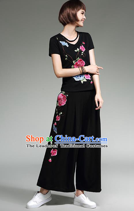Traditional Chinese National Costume Loose Pants, Elegant Hanfu Embroidered Black Ultra-Wide-Leg Trousers, China Ethnic Minorities Tang Suit Pantalettes for Women