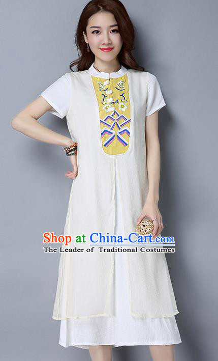Traditional Ancient Chinese National Costume, Elegant Hanfu Mandarin Qipao Embroidery Stand Collar White Dress, China Tang Suit Chirpaur Republic of China Cheongsam Upper Outer Garment Elegant Dress Clothing for Women