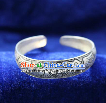 Traditional Chinese Miao Nationality Crafts Jewelry Accessory Bangle, Hmong Handmade Miao Silver Birds Bracelet, Miao Ethnic Minority Silver Bracelet Accessories for Women