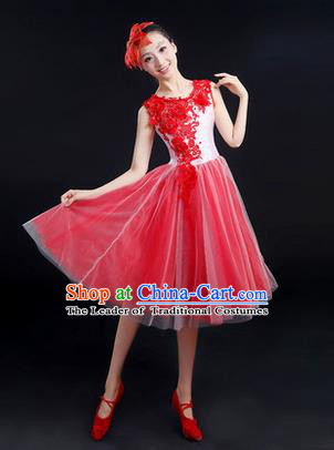 Traditional Chinese Yangge Fan Dancing Costume