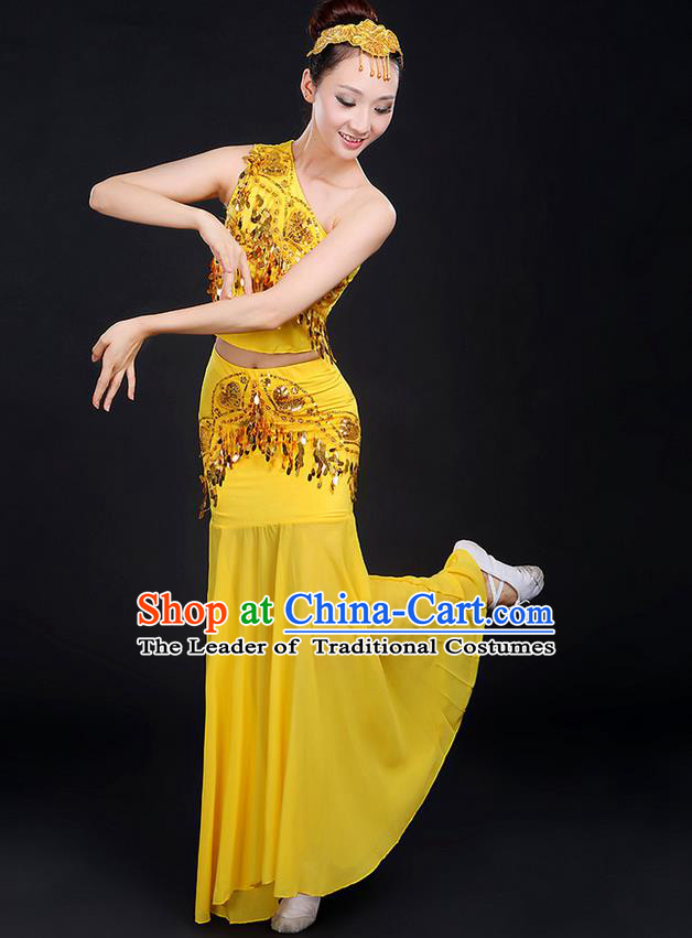Traditional Chinese Dai Nationality Peacock Dancing Costume, Folk Dance Ethnic Paillette Dress, Chinese Minority Nationality Classic Dance Yellow Costume for Women