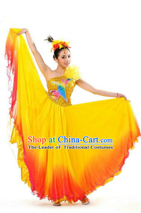 Traditional Chinese Yangge Fan Dancing Costume and Accessories