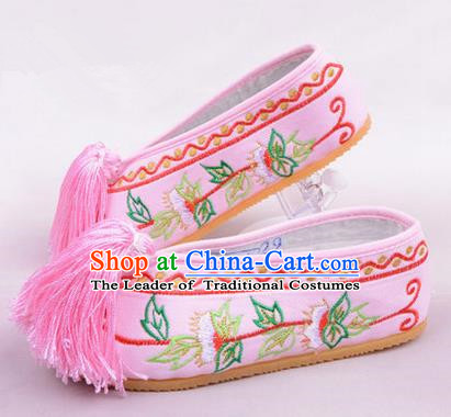 Chinese Ancient Peking Opera Young Lady Embroidered Hua Tan Shoes, Traditional China Beijing Princess Opera Pink Embroidered Shoes