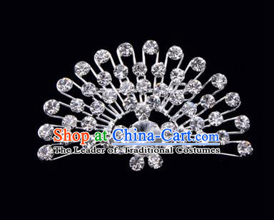 Chinese Ancient Peking Opera Jewelry Accessories Young Lady Diva Peacock Brooch Collar Button, Traditional Chinese Beijing Opera Hua Tan White Crystal Breastpin