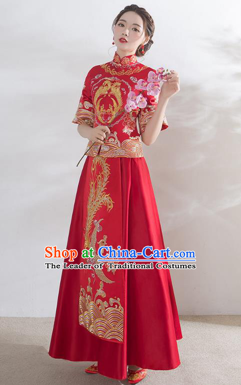 Traditional Ancient Chinese Wedding Costume Middle Sleeve Xiuhe Suits, Chinese Style Wedding Dress Red Restoring Longfeng Dragon and Phoenix Flown Bride Toast Cheongsam for Women