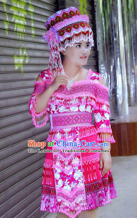 Traditional Chinese Miao Nationality Costume and Hat, Hmong Folk Dance Ethnic Pleated Skirt, Chinese Minority Nationality Embroidery Clothing for Women