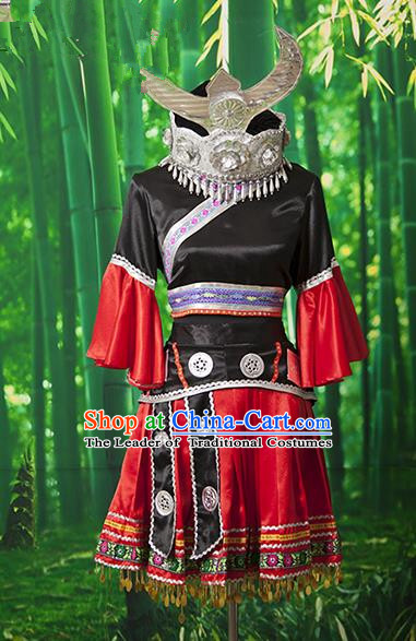 Traditional Chinese Miao Nationality Dancing Costume Hmong Female Folk Dance Ethnic Embroidery Costume for Women