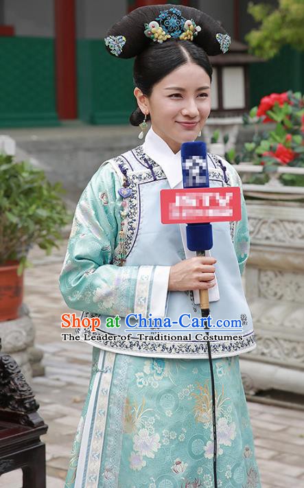 Traditional Chinese Ancient Qing Dynasty Manchu Palace Lady Embroidered Costume