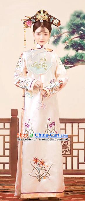 Traditional Chinese Ancient Qing Dynasty Manchu Princess Embroidered Costume for Women