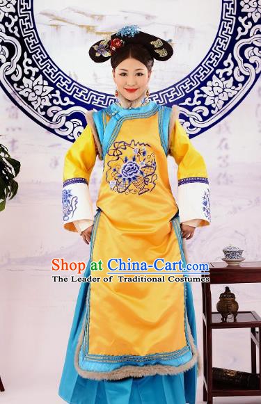 Traditional Chinese Ancient Qing Dynasty Imperial Empress Manchu Palace Lady Embroidered Costume for Women