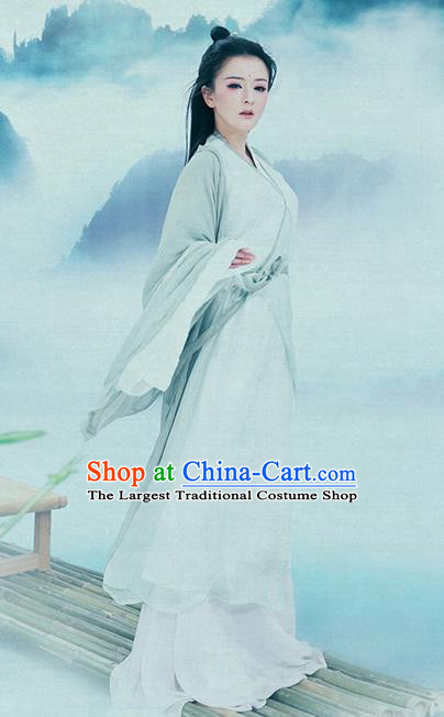 Traditional Chinese Jin Dynasty Costumes Ancient Swordswoman Dress and Headpiece for Women