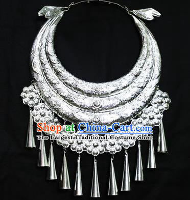 Chinese Traditional Miao Nationality Wedding Jewelry Accessories Hmong Carving Sliver Necklace for Women