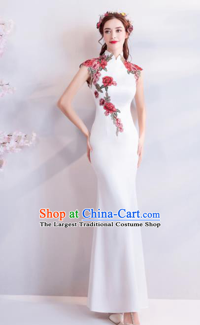 Chinese Traditional White Silk Cheongsam Wedding Bride Costume Compere Full Dress for Women