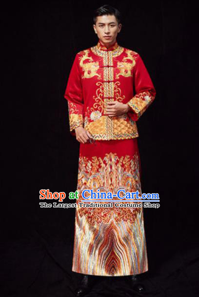 Chinese Traditional Wedding Red Costumes Ancient Bridegroom Long Gown for Men