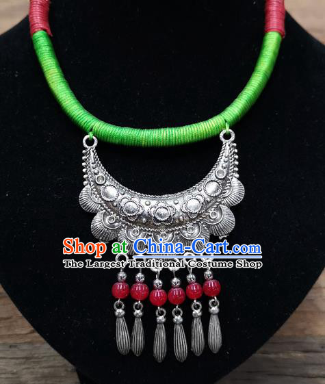 Chinese Traditional Jewelry Accessories Yunnan Minority Sliver Red Beads Necklace for Women